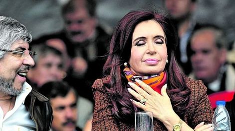 Los Andes | Hugo Moyano, Cristina Fernández y Néstor Kirchner, las expresiones más elevadas del conservadurismo corporativo nacional y popular del siglo XXI en la Argentina.