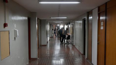 Efecto descuento: la adhesión al paro docente en la UNCuyo sigue en baja y llega a 57%. Foto : Orlando Pelichotti / Los Andes.