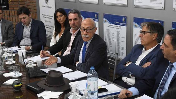 En la sala de comisiones de  Diputados, José Valerio Juez de la Suprema Corte de Justicia de Mendoza, en el debate sobre la reforma de la Suprema Corte de Justicia Foto: José Gutierrez / Los Andes