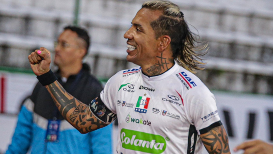 Once Caldas superó a Huracán