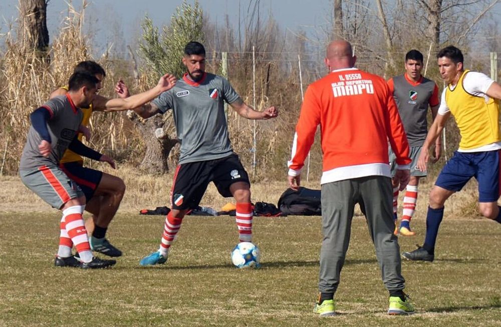 El Deportivo Maipú le ganó a Andes Talleres en la preparación para la Copa Argentina