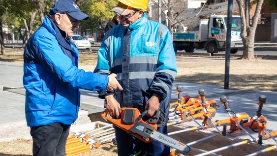 La Ciudad capacitó sobre el uso de maquinarias para el mantenimiento del arbolado