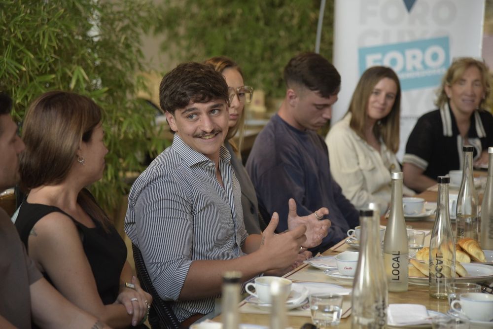 Más de 13 mil jóvenes se capacitaron en educación financiera, empleabilidad y emprendimiento gracias a Junior Achievement en Cuyo