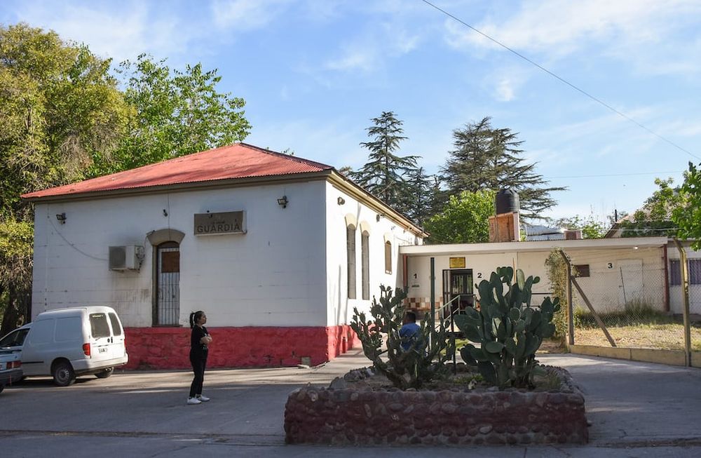 La guardia general atiende un promedio de 80 consultas diarias pero puede llegar a 120 en épocas de mayor demanda. Foto: Mariana Villa / Los Andes