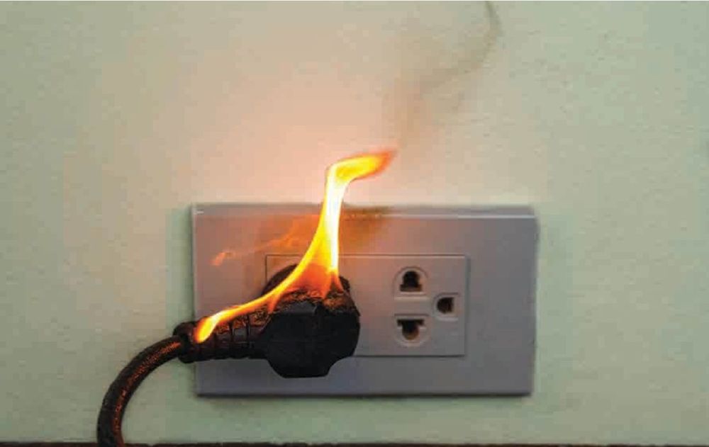 Es indispensable revisar el estado de cada dispositivo eléctrico cada cierto tiempo.