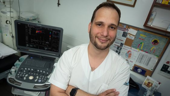 El cardiólogo Nicolás Renna es uno de los especialistas que participó del estudio que se realizó en países de todos los continentes para llegar a la conclusión con evidencia científica.