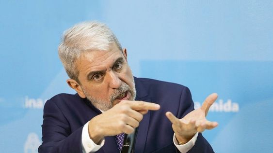 Aníbal Fernández dijo que “las calles van a estar regadas de sangre y muertos” si la oposición gana las elecciones (Foto Presidencia)