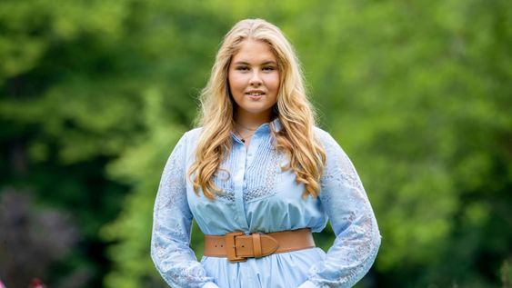 Princesa Amalia, heredera al trono de Países Bajos.