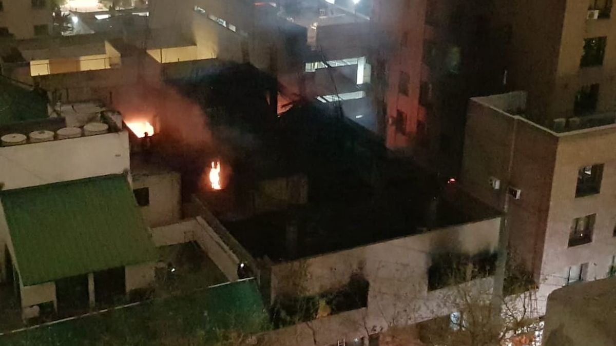 Fotos y videos: así fue el incendio de un edificio en pleno centro de ...