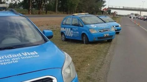 Los Andes | En ningún apartado de la Ley Nacional de Seguridad Vial ni en las normas provinciales se establece la obligatoriedad de circular con bolsas o mantas mortuorias, por lo que no debería exigirse en ninguna parte del país. Foto: Imagen ilustrativa.