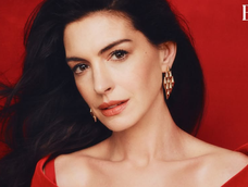 Anne Hathaway es la mujer más bella del mundo según la revista People Anne Hathaway es la mujer más bella del mundo según la revista People