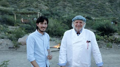 Julián Arroyo junto al chef Francis Mallmann.