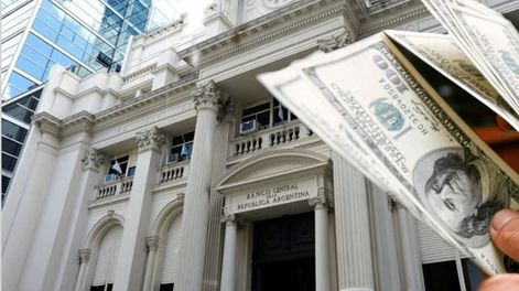 “El más reciente de los requisitos para una eventual salida del cepo sería la convergencia de la inflación local a la internacional, dice el informe de Fundación Mediterránea.