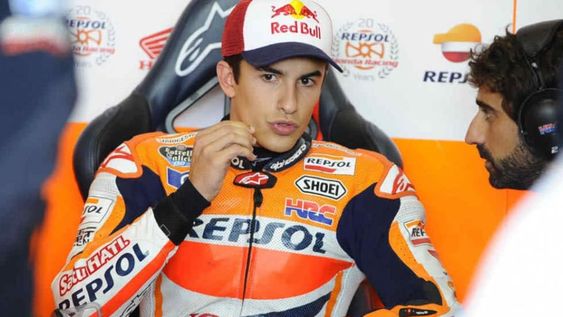 Tremenda caída de Marc Márquez en España