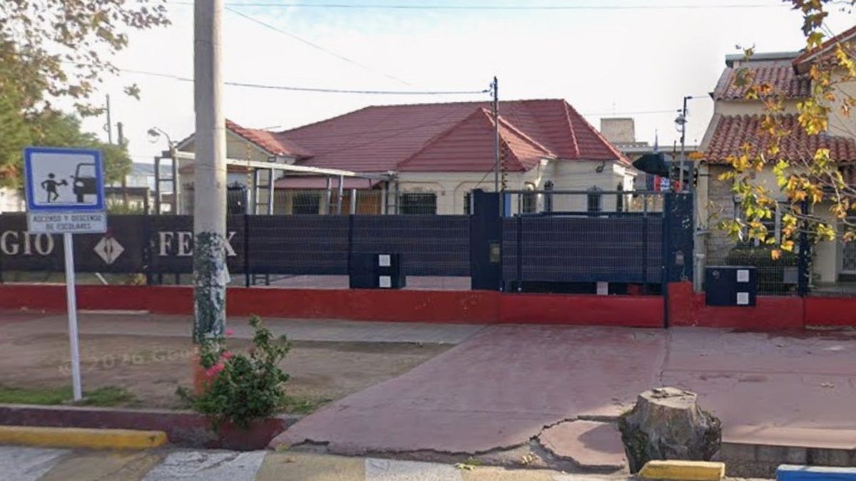 Un alumno llevó un cuchillo a la escuela para 