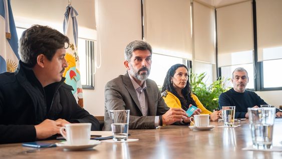 Ulpiano Suarez recibió a directivos de la empresa Telefónica Movistar