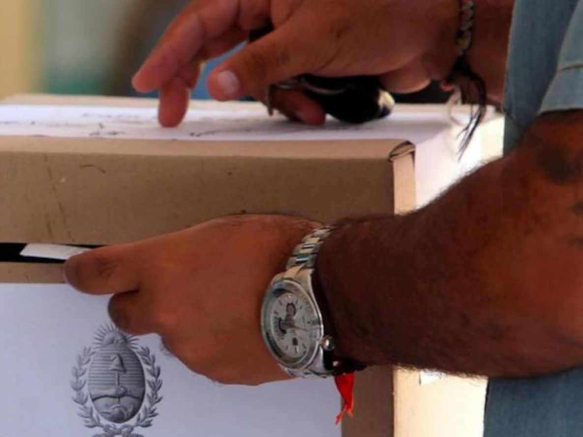 Cualquiera que sea la concepción que elijamos para analizar la Democracia, se exige la realización de elecciones libres, limpias y competitivas. / Foto: Archivo/ Los Andes
