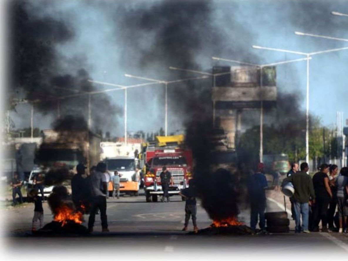 Huelgas, paros y piquetes - Por Patricia Gabriela Castorino