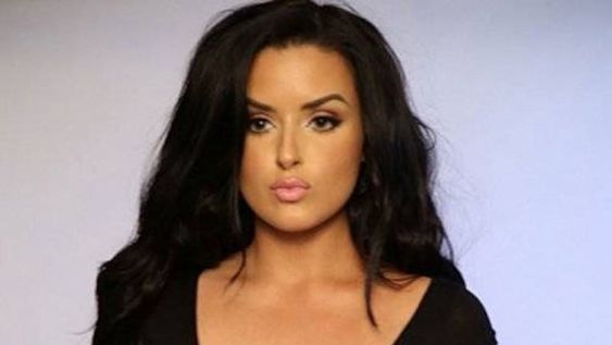 Abigail Ratchford dejó el fútbol por culpa del asma, hoy es la reina de Instagram