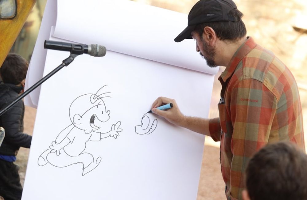 El historietista mendocino presentará Charlas Dibujadas en la Feria del Libro infantil.