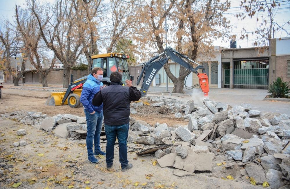 Tunuyán, siguen las obras de cloacas y agua en todo el departamento
