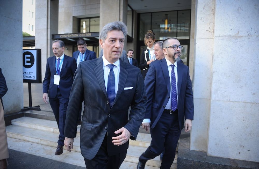 Horacio Rosatti junto a su asesor Silvio Robles en la Amcham (Foto: Federico López Claro)