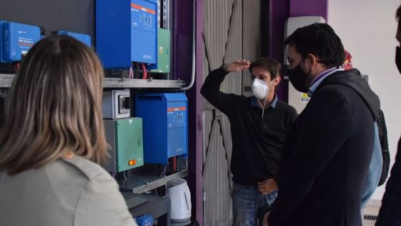 Godoy Cruz tiene una estación de carga solar para vehículos eléctricos