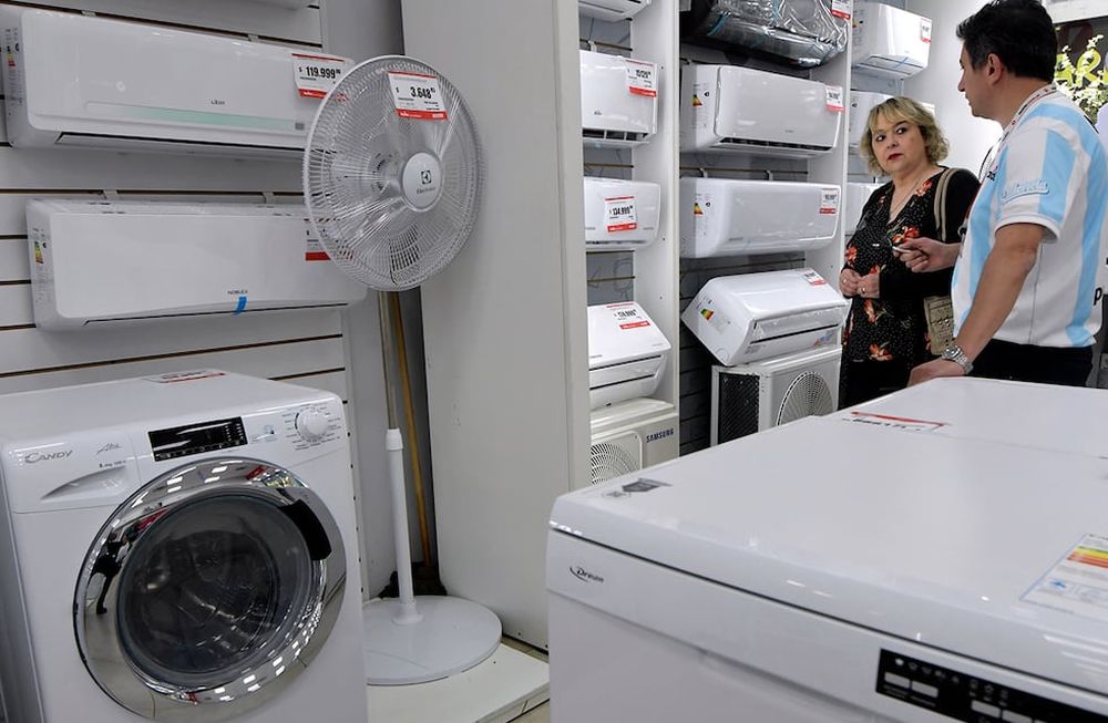 Cómo es la nueva línea de crédito para comprar electrodomésticos hasta en 24 cuotas sin interés / Archivo Los Andes