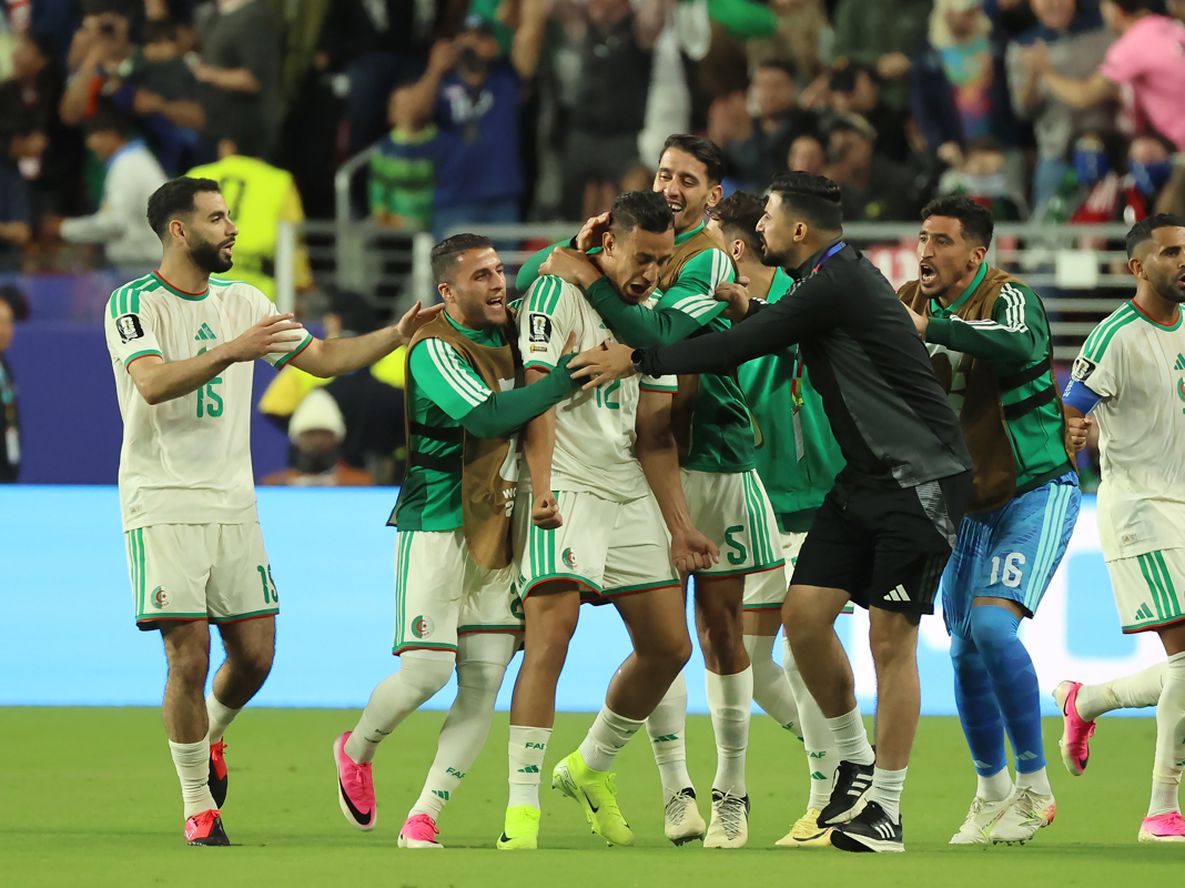 Argelia le ganó 2-1 a Jordania