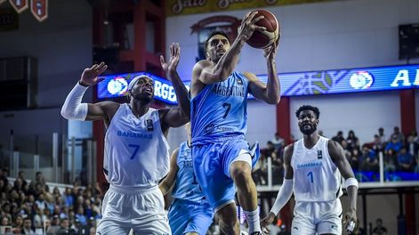 Los Andes | El cordobés Facundo Campazzo, capitán y pieza clave de Argentina, dio la cara en la final del Preclasificatorio contra Bahamas. (Fiba)