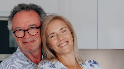 Oscar Martínez y Marina Borensztein disfrutan de su hogar en Marbella.&nbsp;