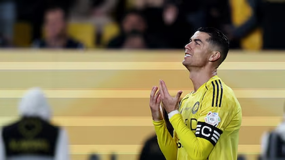 El luso, de 41 años, es el capitán del Al Nassr, se solidarizó por la falta de pagos atrasados al personal del club saudí.