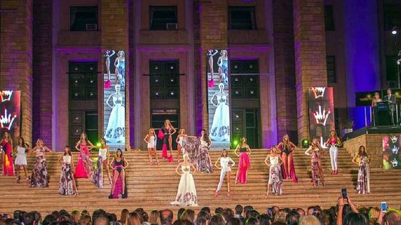 Megadesfile “Mendoza ayuda a tus niños”: éxito total de un clásico local