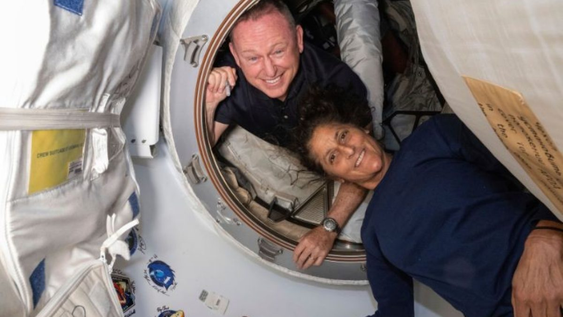 Butch Wilmore y Suni Williams, varados en la Estación Espacial Internacional.