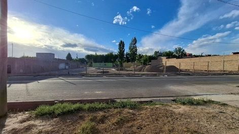 Increíble: la DGE y el IPV proyectan construir viviendas en un terreno que fue donado para una escuela