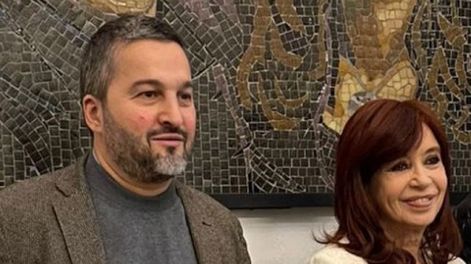 Ariel García Furfaro junto a Cristina Kirchner en el Instituto Patria