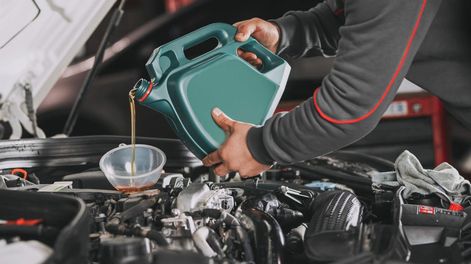 El aceite es esencial tenerlo como primera opción cuando el auto se utiliza con frecuencia.