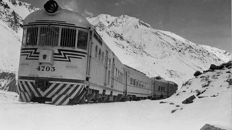 Los Andes | Viajar en tren, a distintos destinos provinciales y a Buenos Aires, fue durante mucho tiempo una grata experiencia para muchos.Ferrocarril Trasandino Mendoza-Los Andes