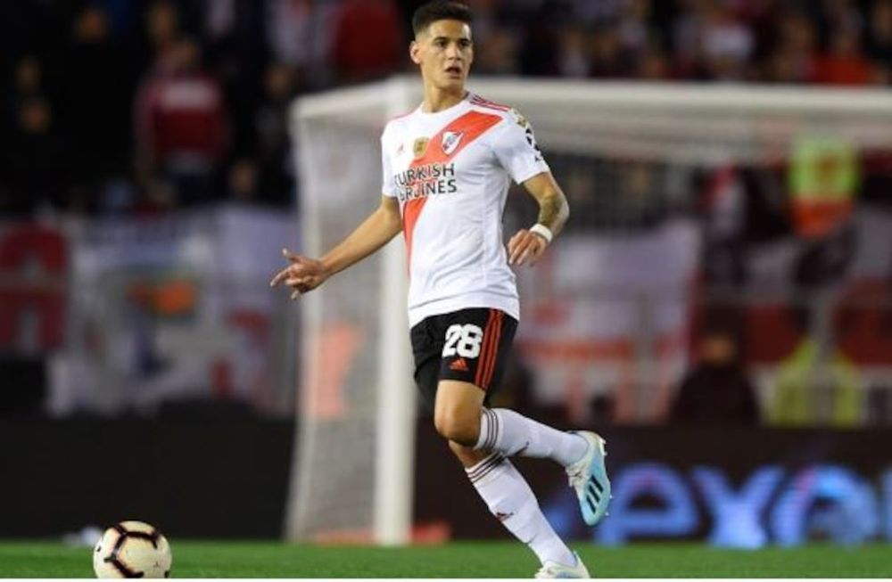 Martínez Quarta: Si llega algo algo que le sirva al club, me gustaría pegar el salto