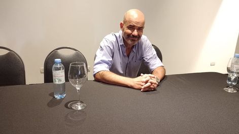 Eduardo Sacheri  estuvo en Mendoza y ofreció una charla en Maipú / Gentileza.