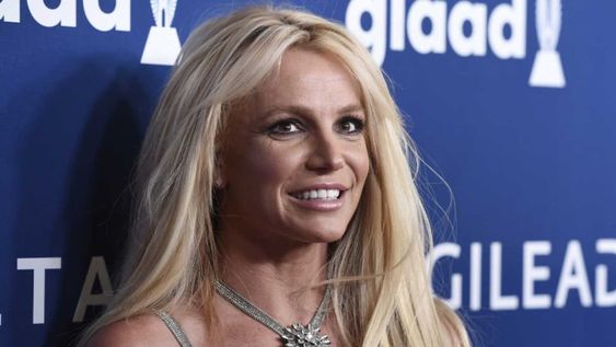 La cantante no puede decidir por su vida