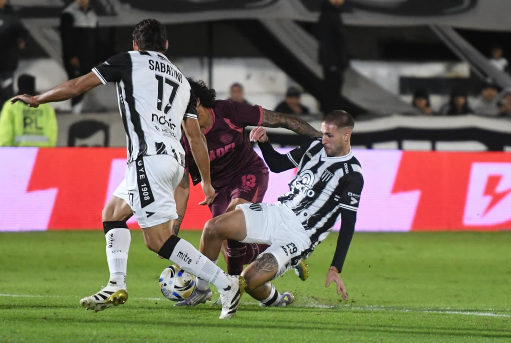 Gimnasia y Esgrima vs Lanús Gimnasia y Esgrima vs Lanús