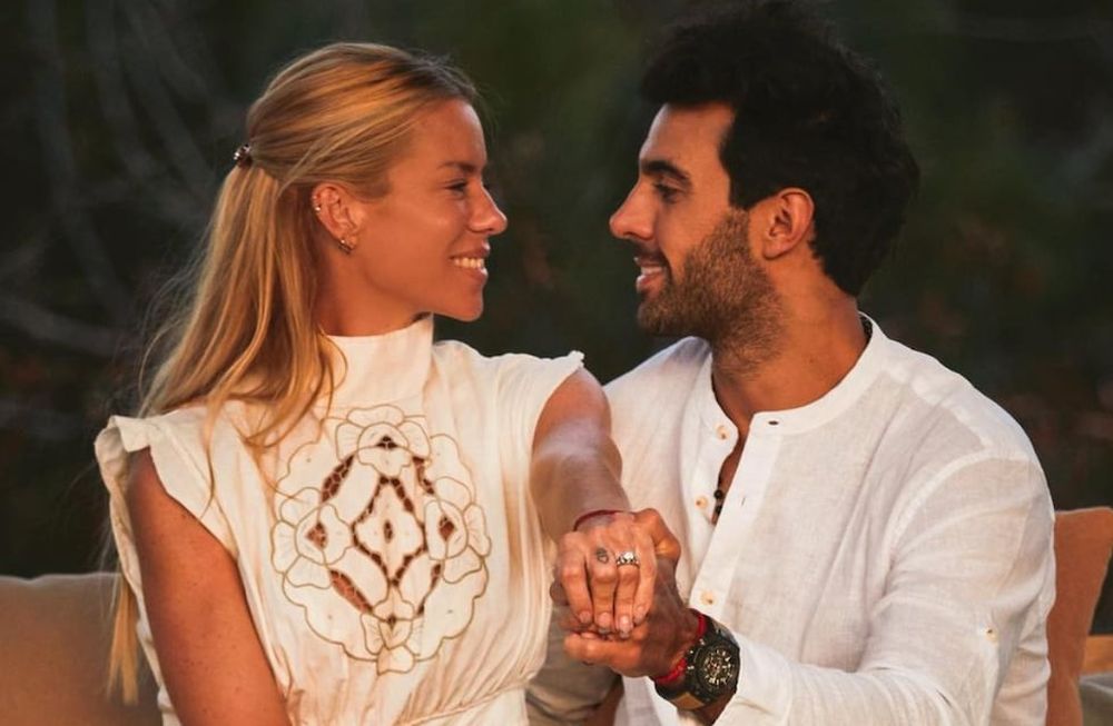 Nicole Neumann y Manu Urcera se casaron este miércoles por civil.