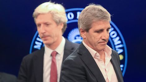 El ministro de Economía, Luis Caputo, y el presidente del Banco Central, Santiago Bausili. Foto NA: MARIANO SÁNCHEZ