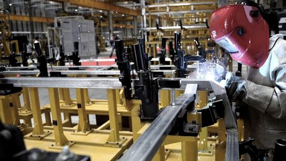metalmecanica: la industria madre que resiste la baja y se esperanza con la mineria