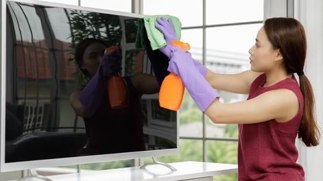 Los Andes | Con productos hogareños podrás hacer brillar tu televisor.