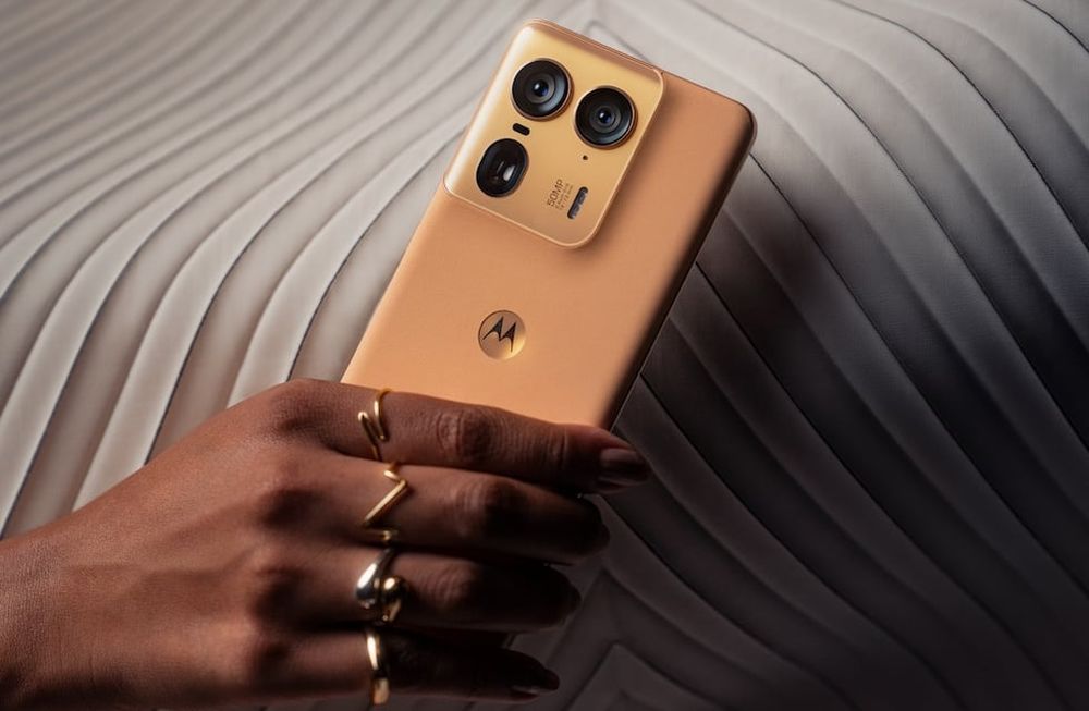 El moto edge 50 ultra es el nuevo tope de gama de Motorola en Argentina.