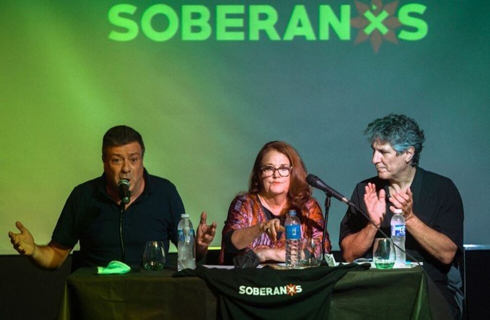 Junto al exvicegobernador bonaerense Gabriel Mariotto y la exembajadora Alicia Castro, Amado Boudou presentó una nueva rama del peronismo.