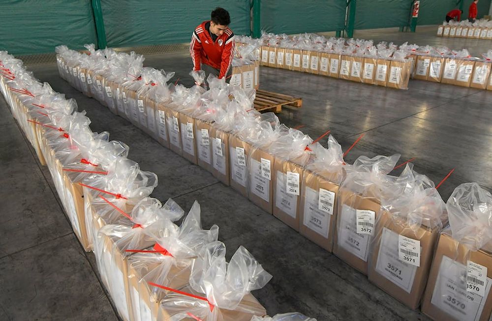 La Junta Electoral de Mendoza con el Presidente r. Dalmiro Garay y el Secretario de la Junta, Dr. Jorge Albarracin, recorrieron Andreani a fin de presenciar el trabajo que se está haciendo para las elecciones provinciales del próximo domingo 24 de septiembreFoto: Orlando Pelichotti
