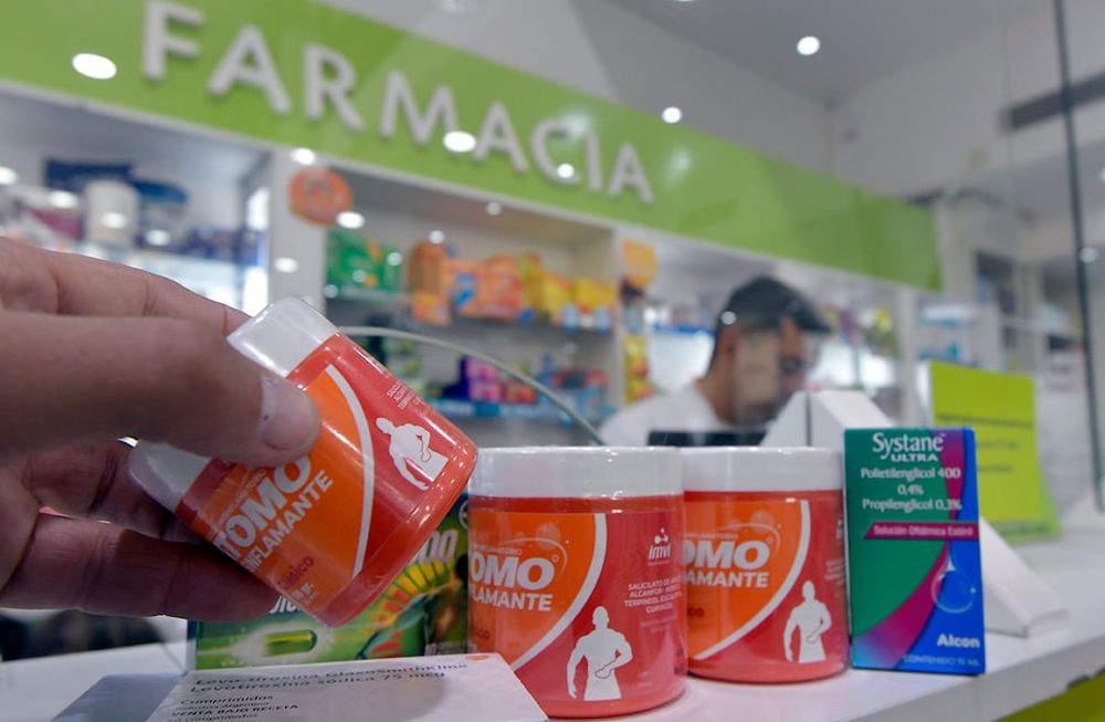 Los profesionales entienden que la posibilidad de venta de medicamentos fuera de las farmacias causa «daños irreparables en el derecho del ejercicio de la profesión de farmacéuticos, / Foto: Orlando Pelichotti